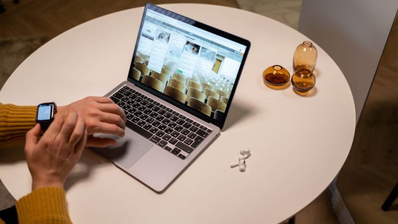 Интеграция Claude AI в веб-сайт для HR с функцией генерации изображений