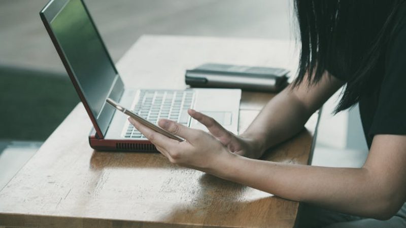 Использование Claude AI в Telegram для создания отчетов и интеграции с Discord