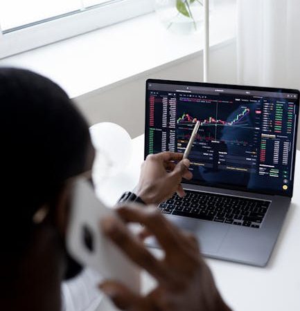 Применение нейросети Claude 3 в SMM и маркетинге